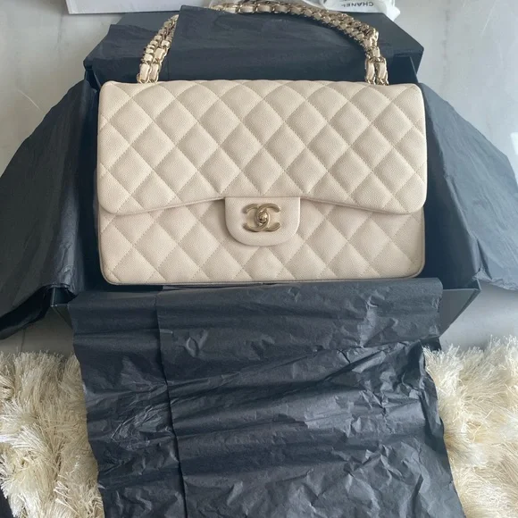 Auth. Brand New Chanel Jumbo Bag - Picture 10 of 11